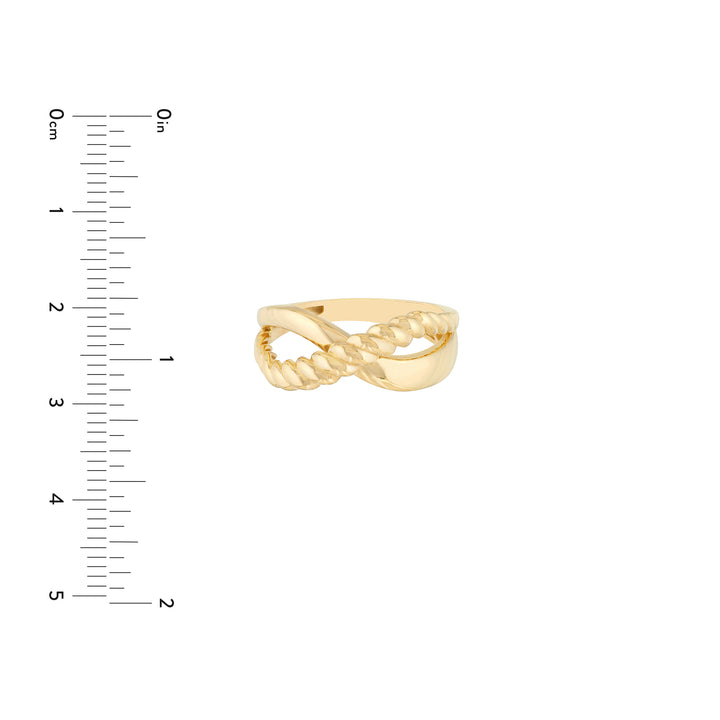 Ribbed Crossover Ring
